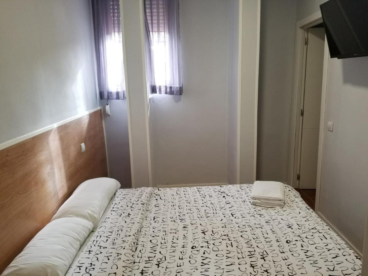 Casa Huesped Magdalena Hotel Madrid Eksteriør billede